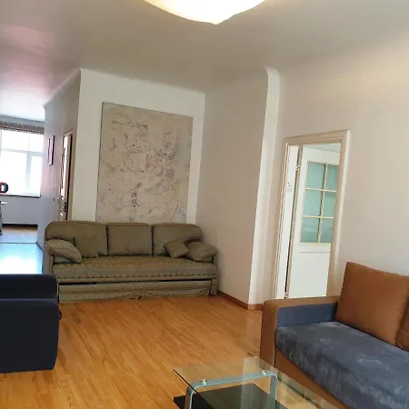 Apartment, Town Hall View With Parking דירה ריגה