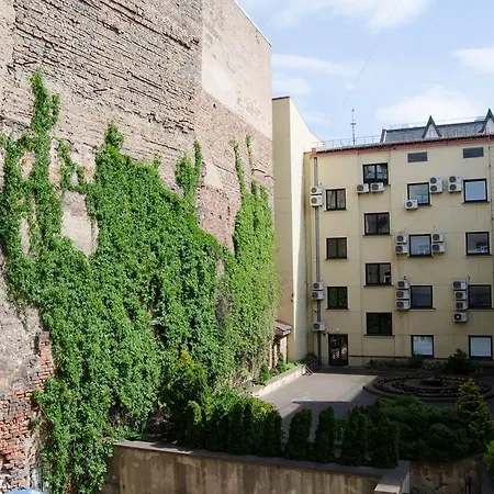 Apartment, Town Hall View With Parking *